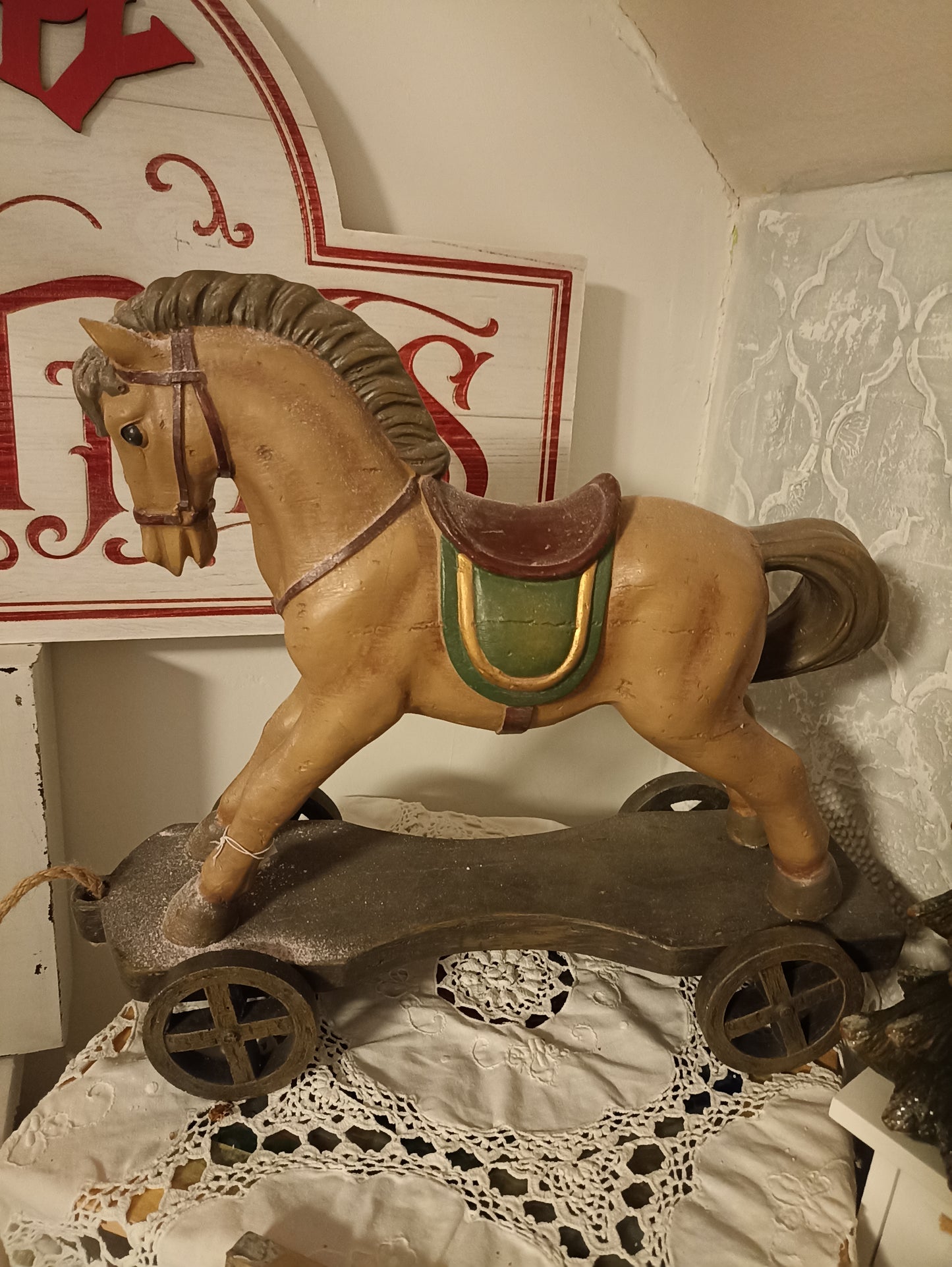 hintaló